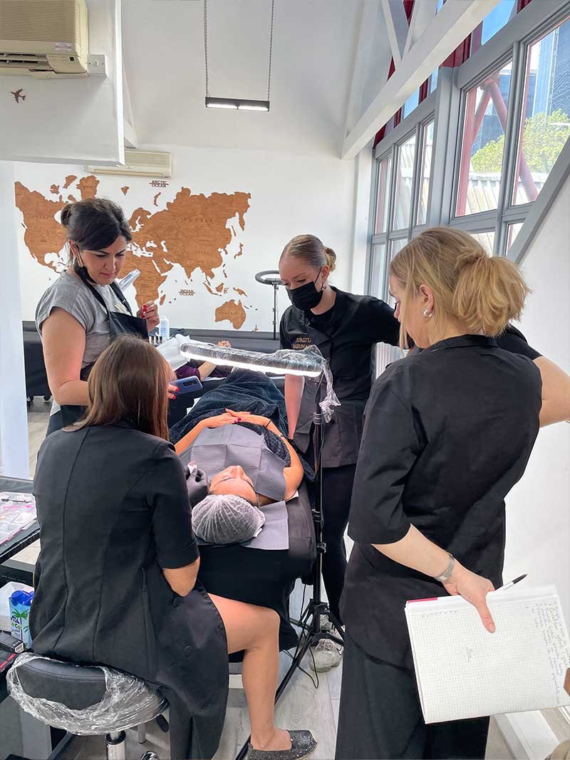7_Microblading-Course-day-2.jpg