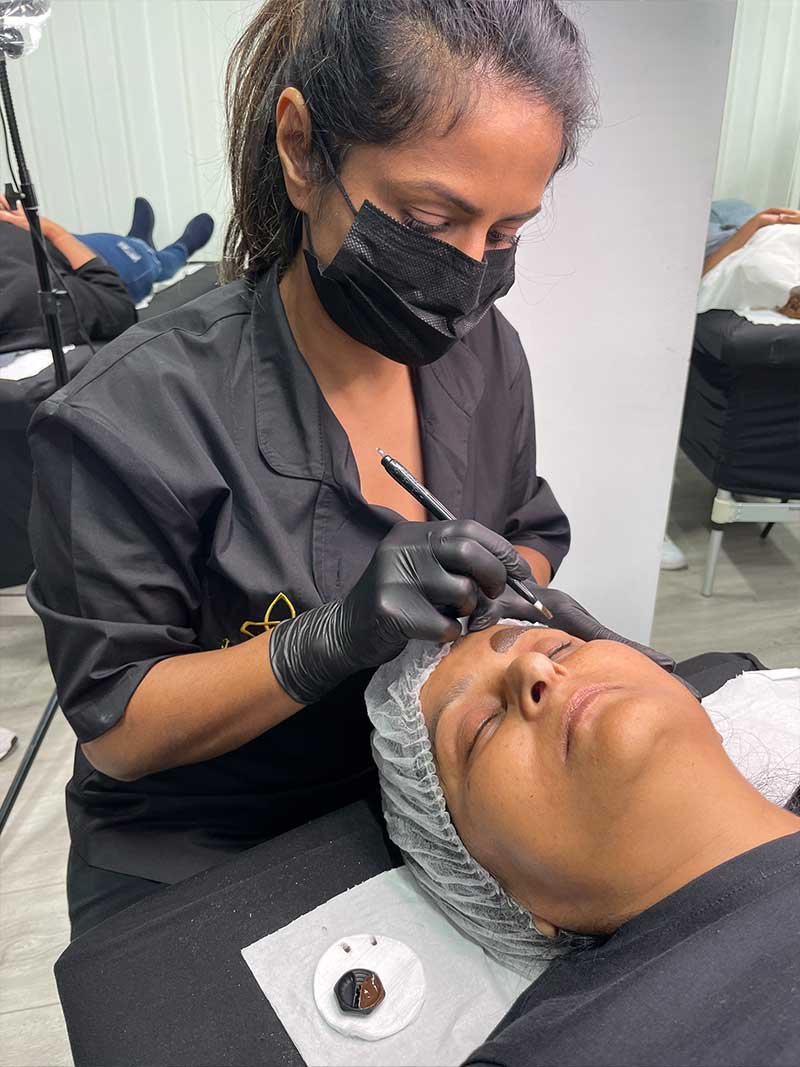 9_Microblading-Course-day-3.jpg
